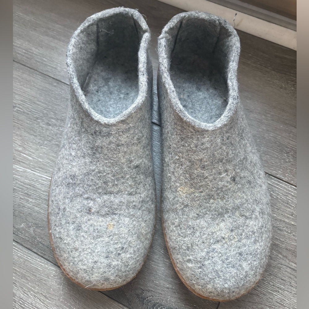 Size 45UK (Men's Size 11) Glerups Slippers